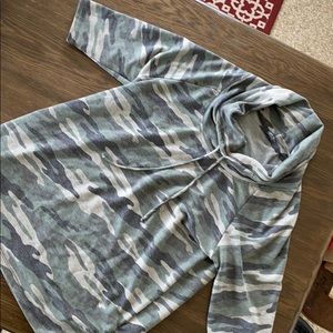 Casual and comfy shirt!